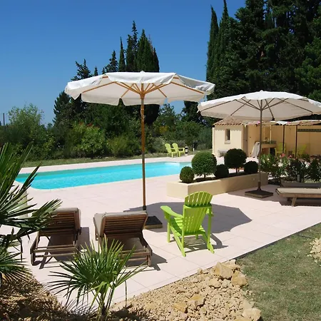 Сasa de vacaciones Estate With Shared Pool & Boules Court Valréas